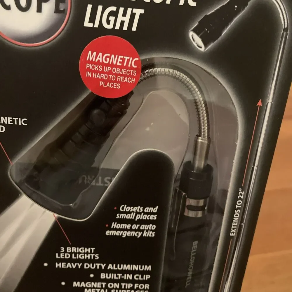 Bell and Howell Telescopic Light As Seen On TV Extends To 22” Magnetic - Picture 11 of 12